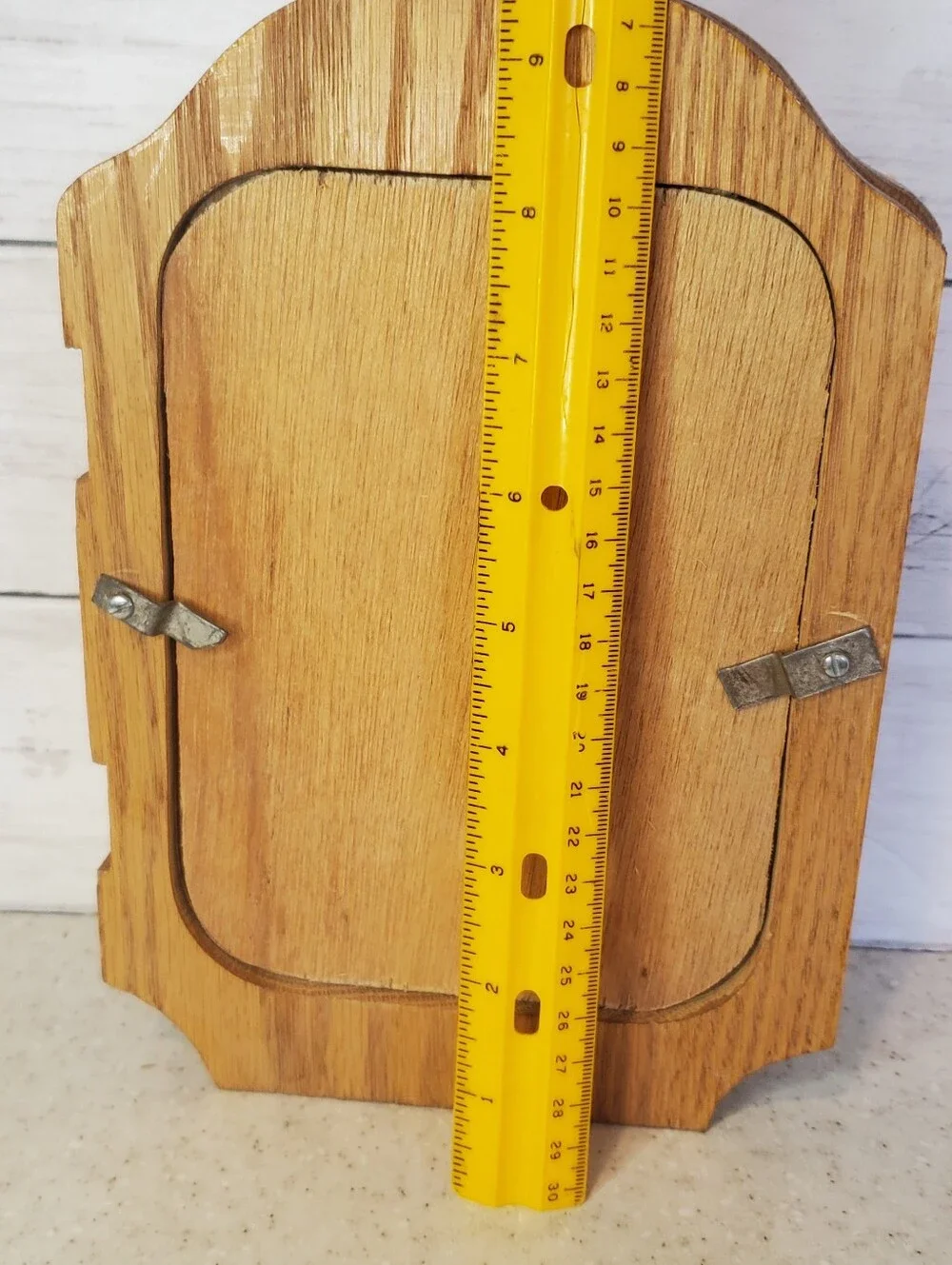 Vintage Hinged Wooden Double Picture Frame Tabletop Grandmacore Cottagecore 9.5